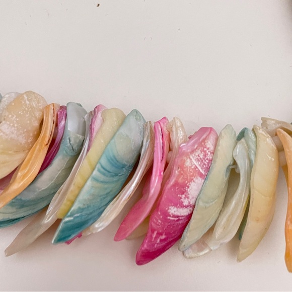 Vintage HAWAIIAN Real SHELL Rainbow Mermaid Core Summer Beach Vacation Necklace - Picture 5 of 9